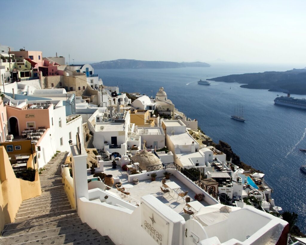 Where to Eat in Santorini 2026 | Food & Restaurant Guide