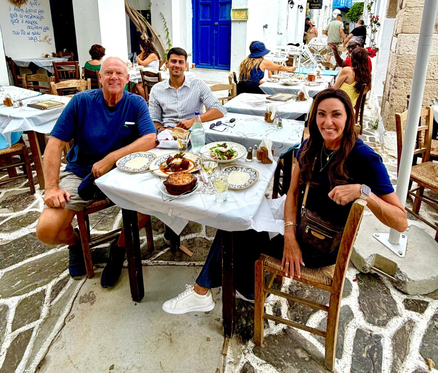 Last minute shorex_Milos